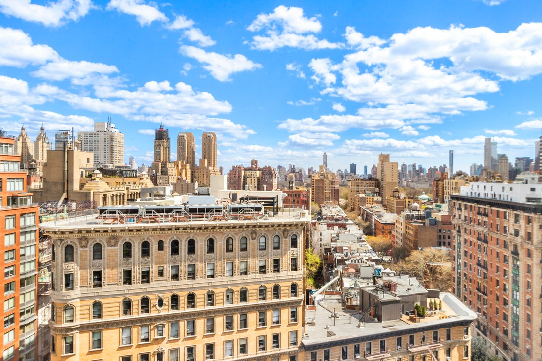 Co Op in New York, New York, United States 5 - 17633572