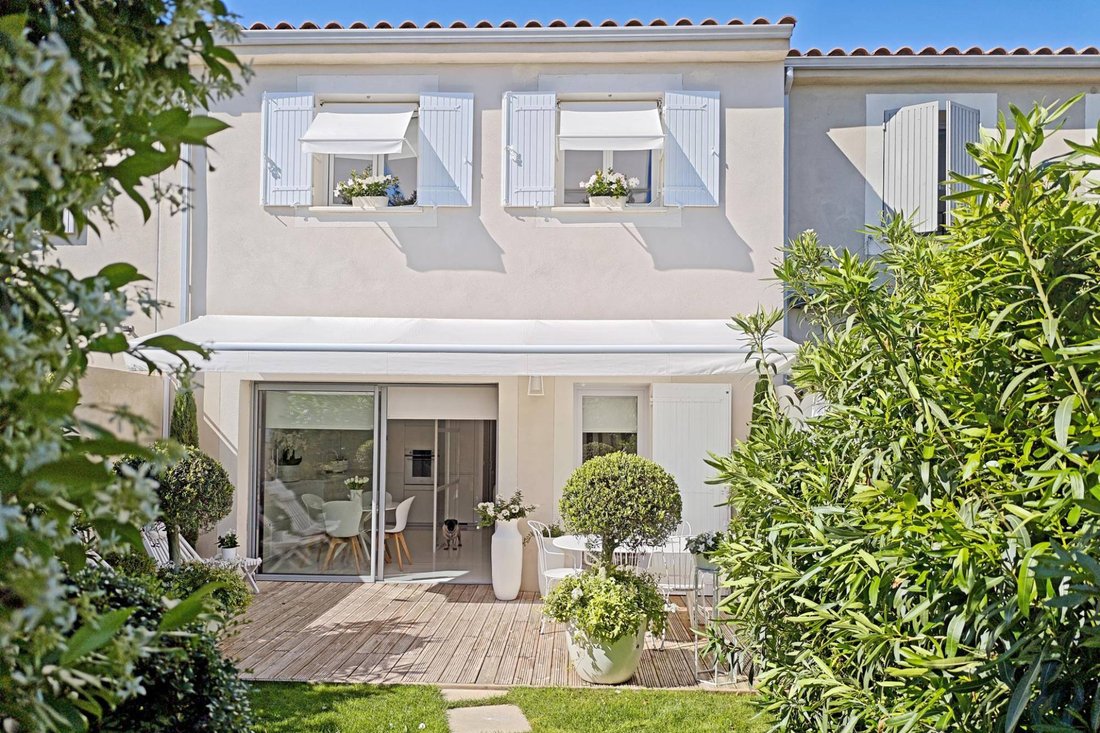House in Nevons-route d'Apt, L'Isle-sur-la-Sorgue, France 1 - 17944439