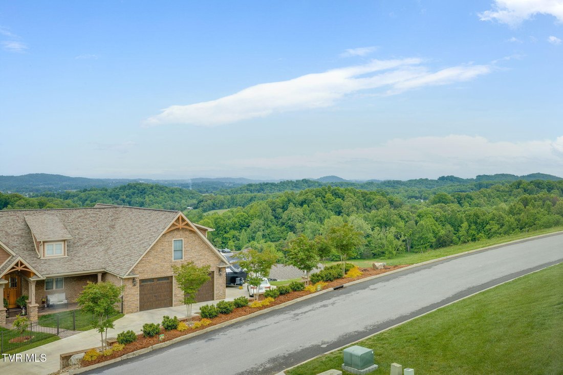 House in Jonesborough, Tennessee, United States 2 - 17945392