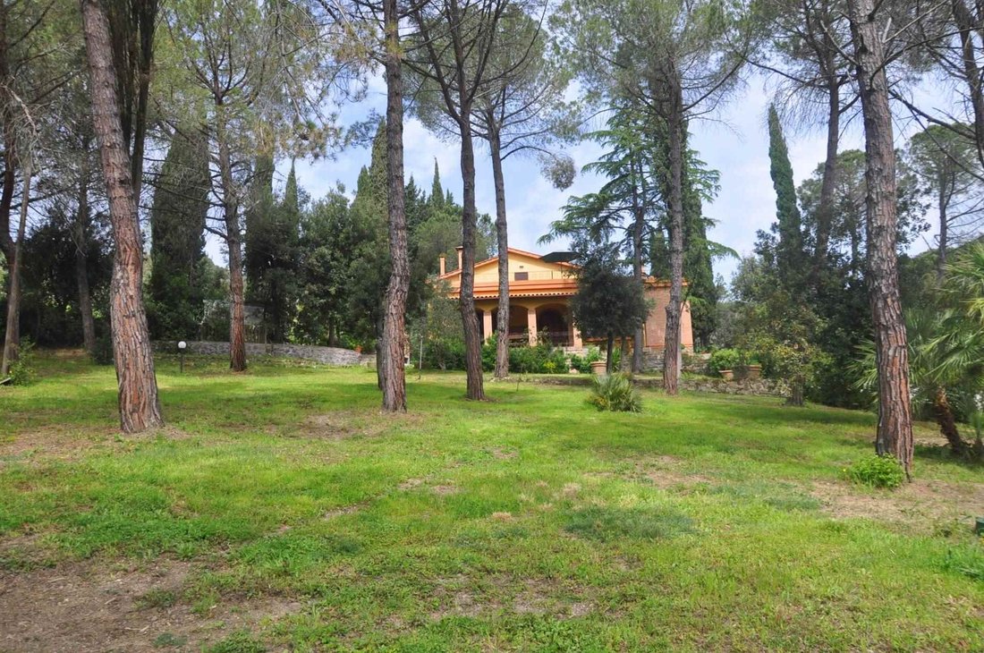 Villa in Castelnuovo della Misericordia, Tuscany, Italy 1 - 17942455
