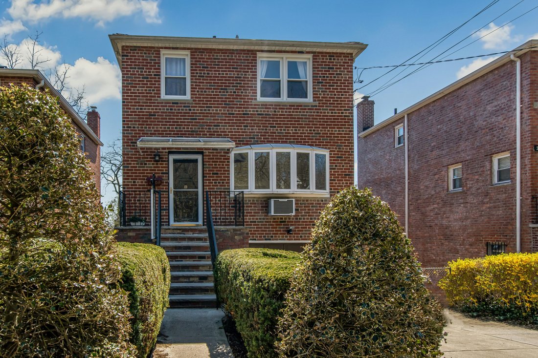House in New York, New York, United States 2 - 17737661
