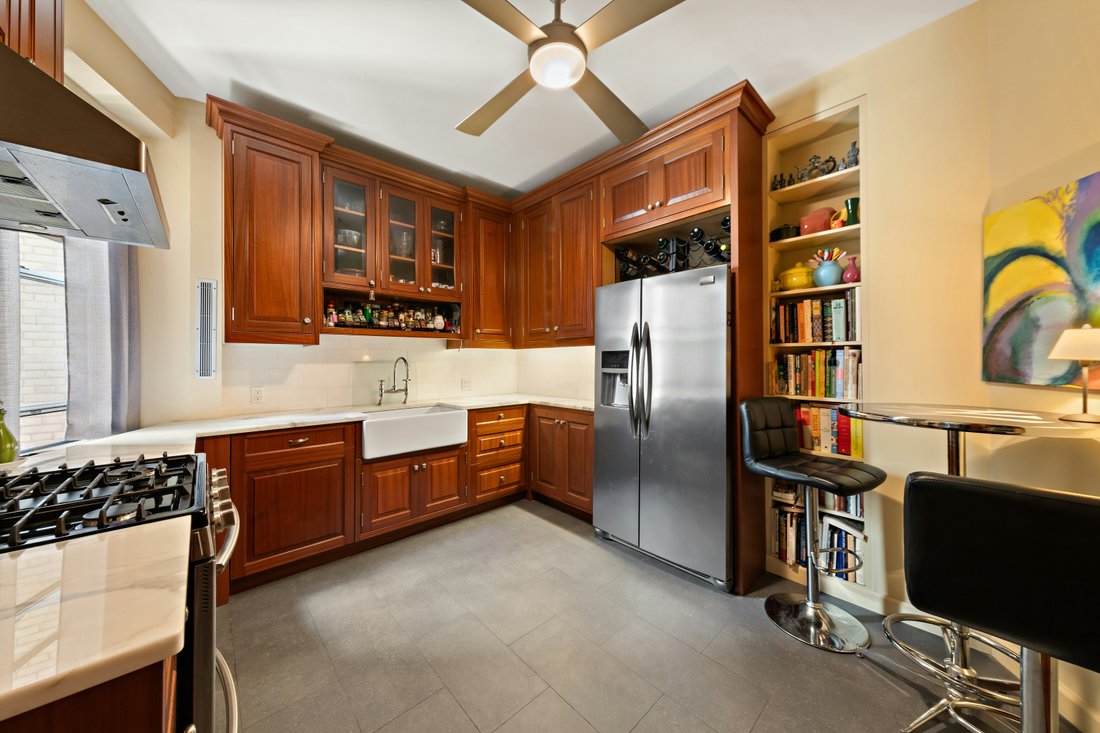 Co Op in New York, New York, United States 3 - 17898495