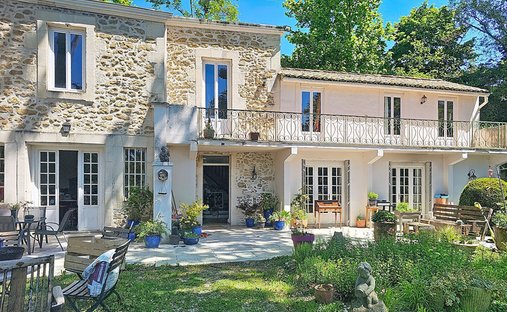 Chateau With Outbuilding And Private Beach In Provence