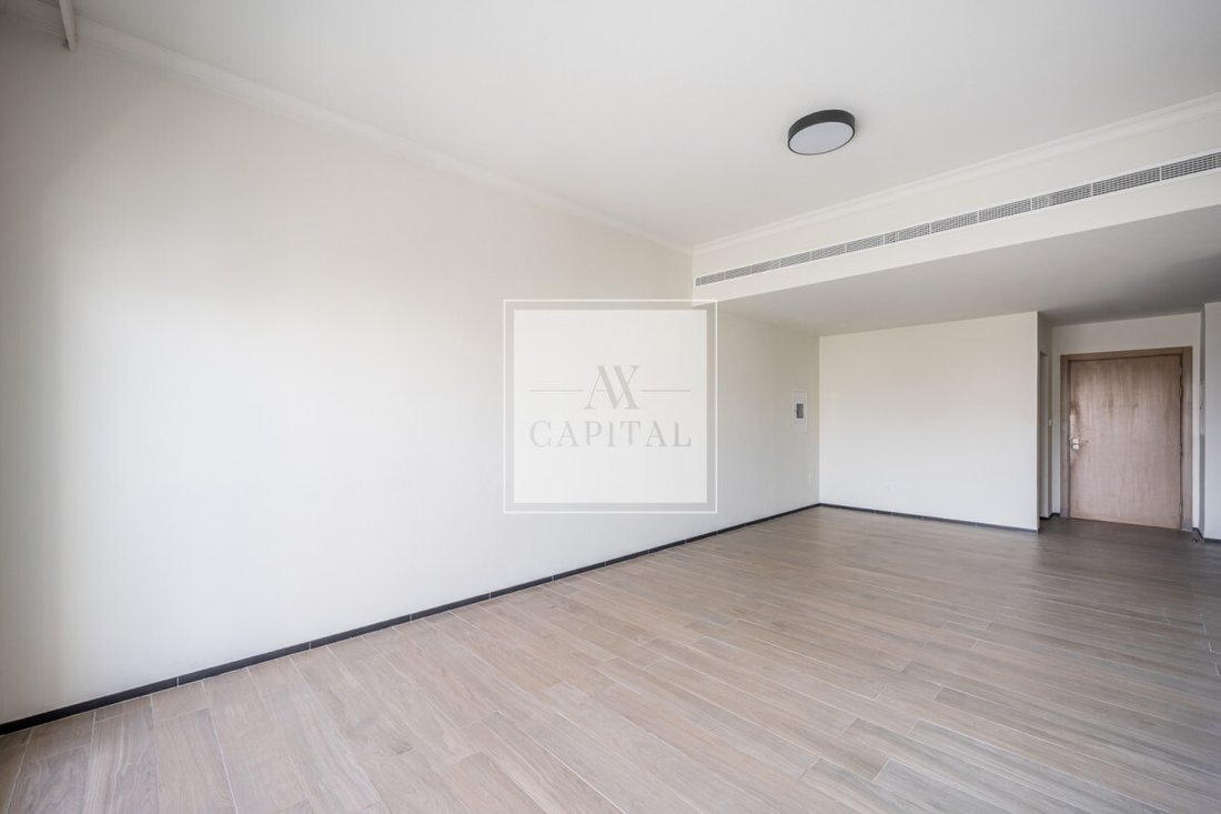 Apartment in Umm Suqeim, Dubai, United Arab Emirates 5 - 17943745