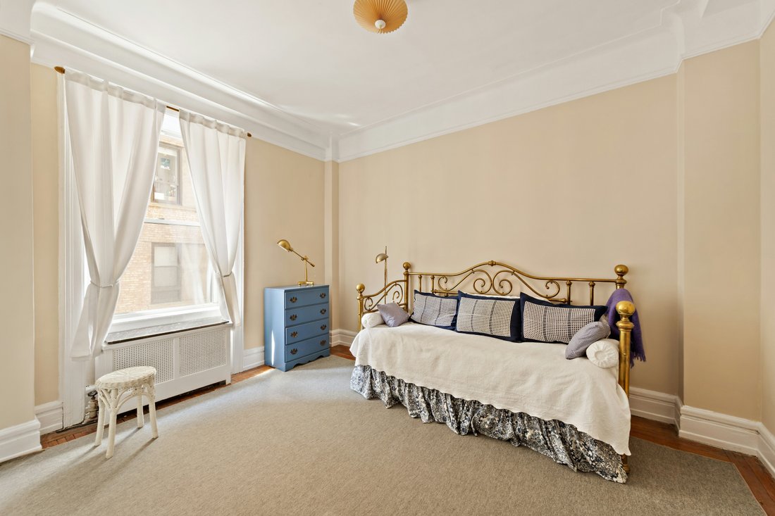 Co Op in New York, New York, United States 4 - 17898495