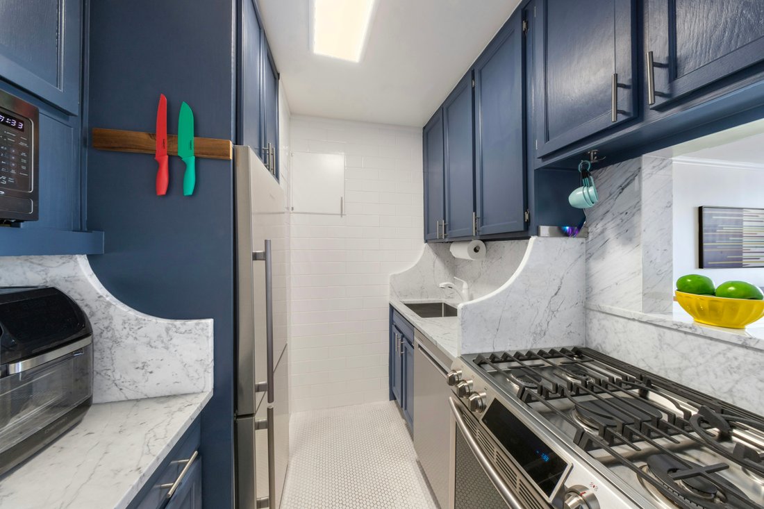 Co Op in New York, New York, United States 2 - 17633572