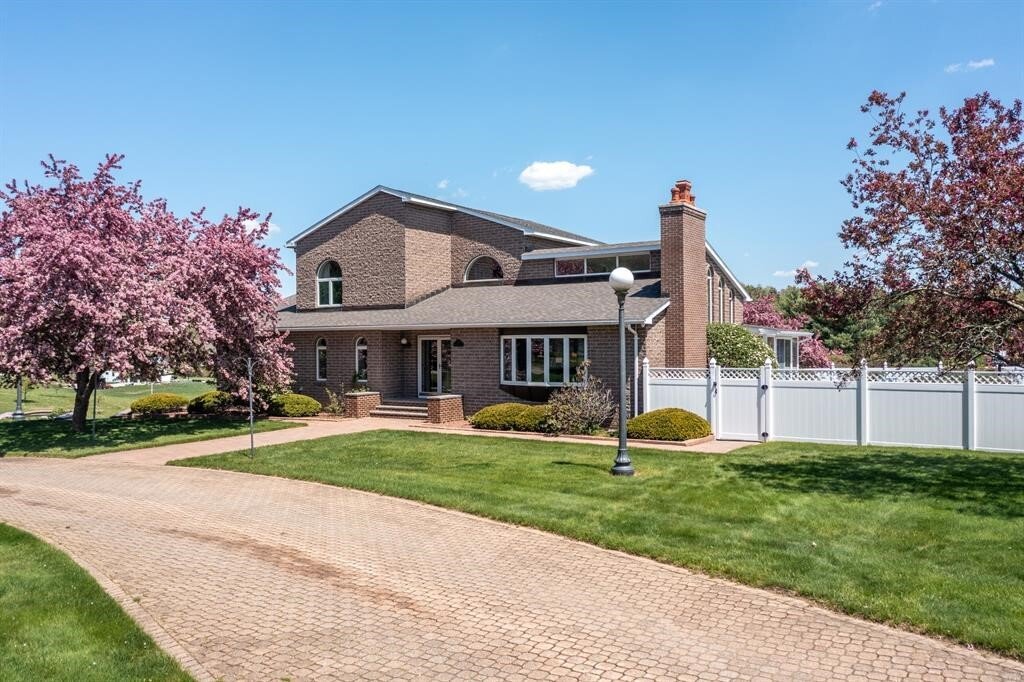 House in Brooklyn, Connecticut, United States 1 - 17945516
