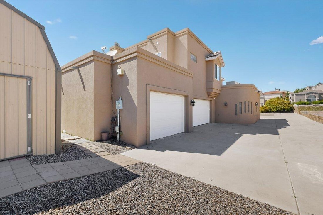 House in Albuquerque, New Mexico, United States 5 - 17945361