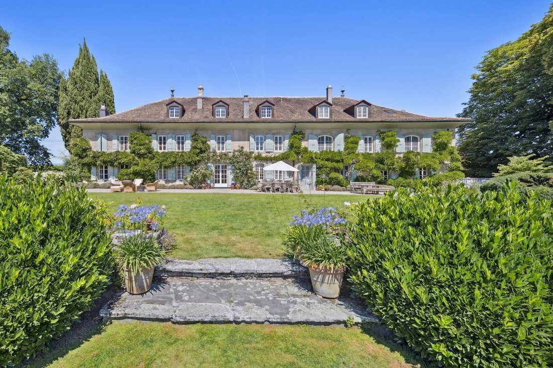 House in Tolochenaz, Vaud, Switzerland 2 - 17945311