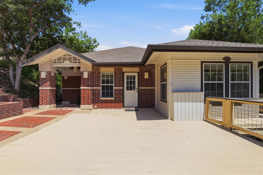 House in Austin, Texas, United States 3 - 17945125