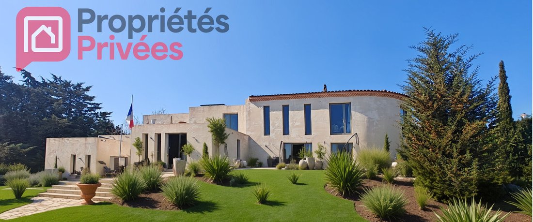 Villa in Arles, Provence-Alpes-Côte d'Azur, France 2 - 17944784