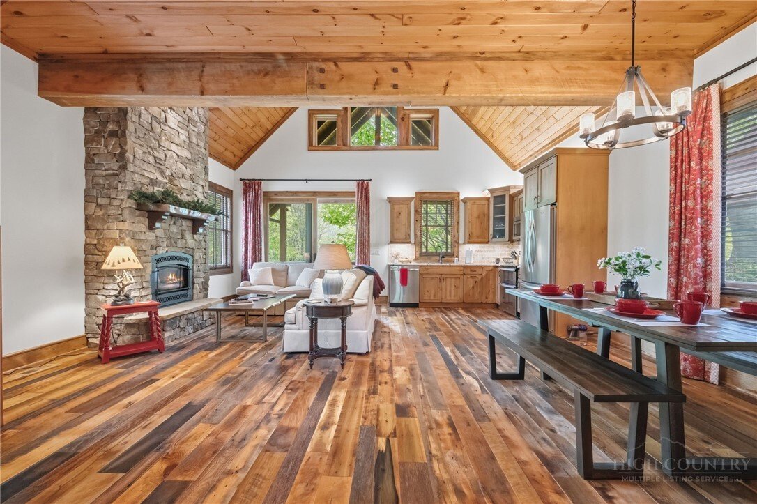 Townhouse in Banner Elk, North Carolina, United States 4 - 17945468