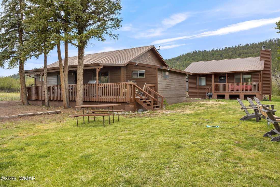 Greer, Arizona, United States 2 - 17945322