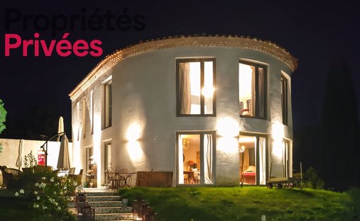Villa in Arles, Provence-Alpes-Côte d'Azur, France 1