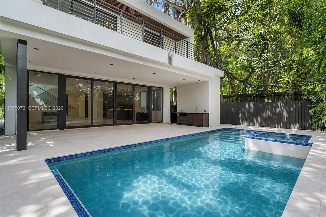 House in Miami, Florida, United States 1 - 17832467