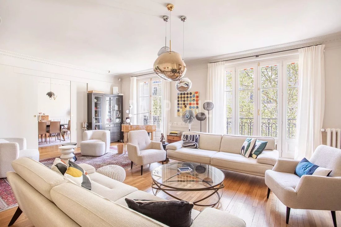Apartment in Notre Dame des Champs, Paris 6e Arrondissement, Paris 4 - 15678854