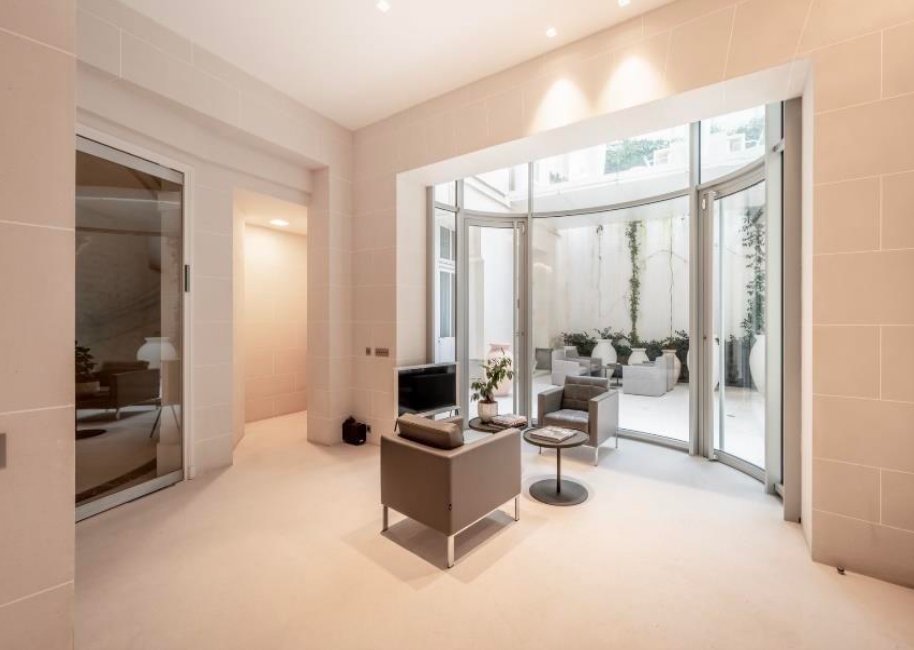 Apartment in Ecole Militaire, Paris 7e Arrondissement, Paris 4 - 17945828