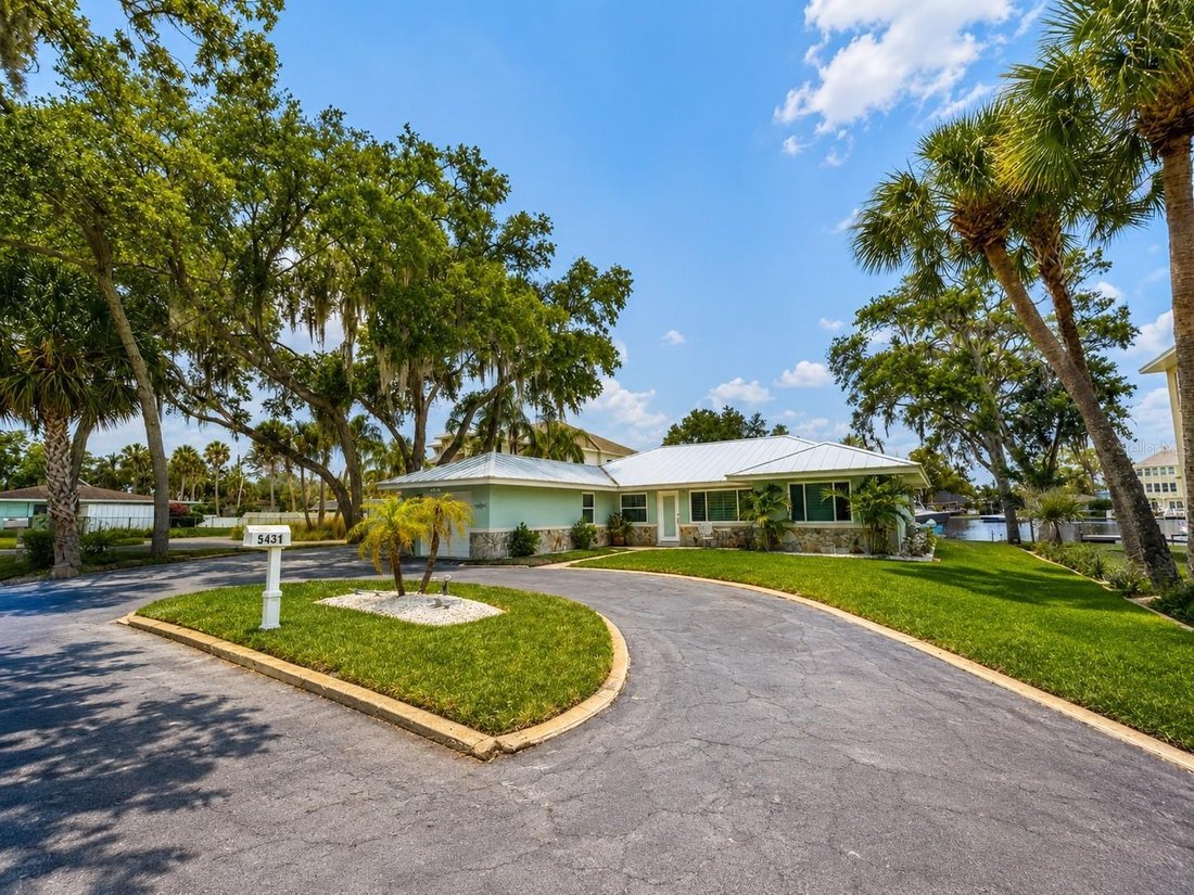 House in New Port Richey, Florida, United States 1 - 17946108