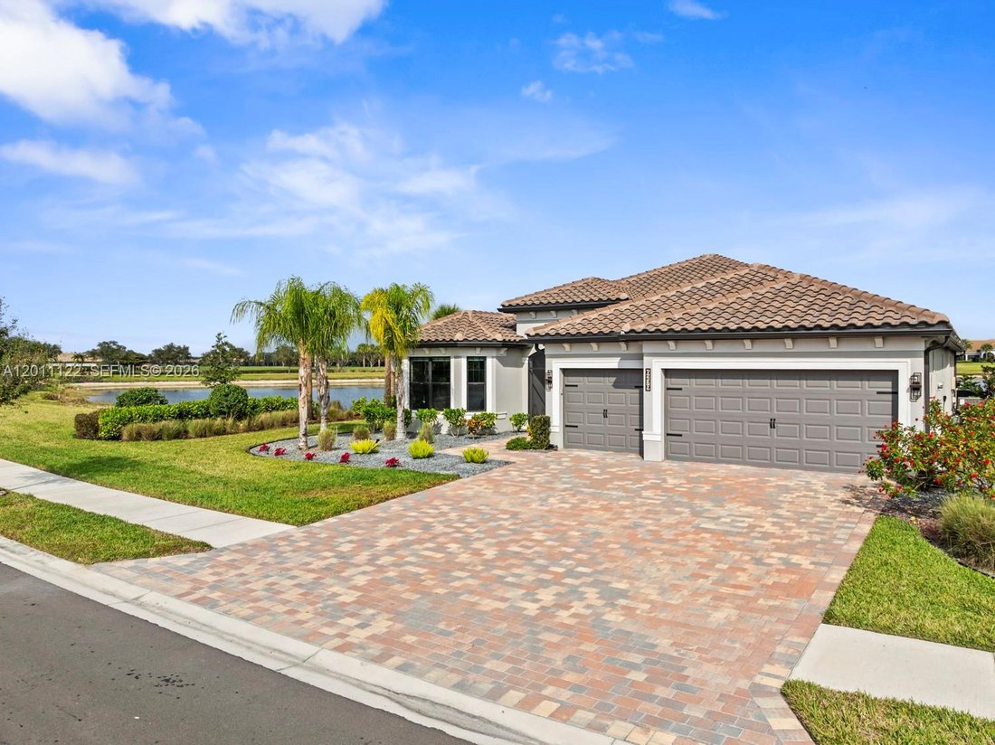House in Ave Maria, Florida, United States 4 - 17945948