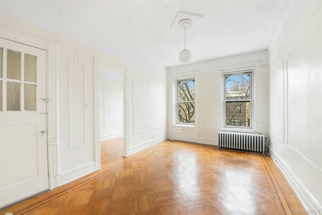House in New York, New York, United States 4 - 17945677