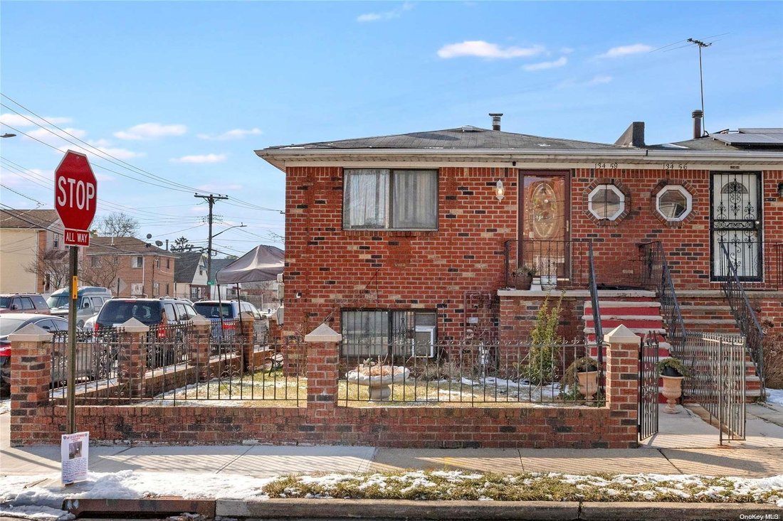House in New York, New York, United States 2 - 17945674