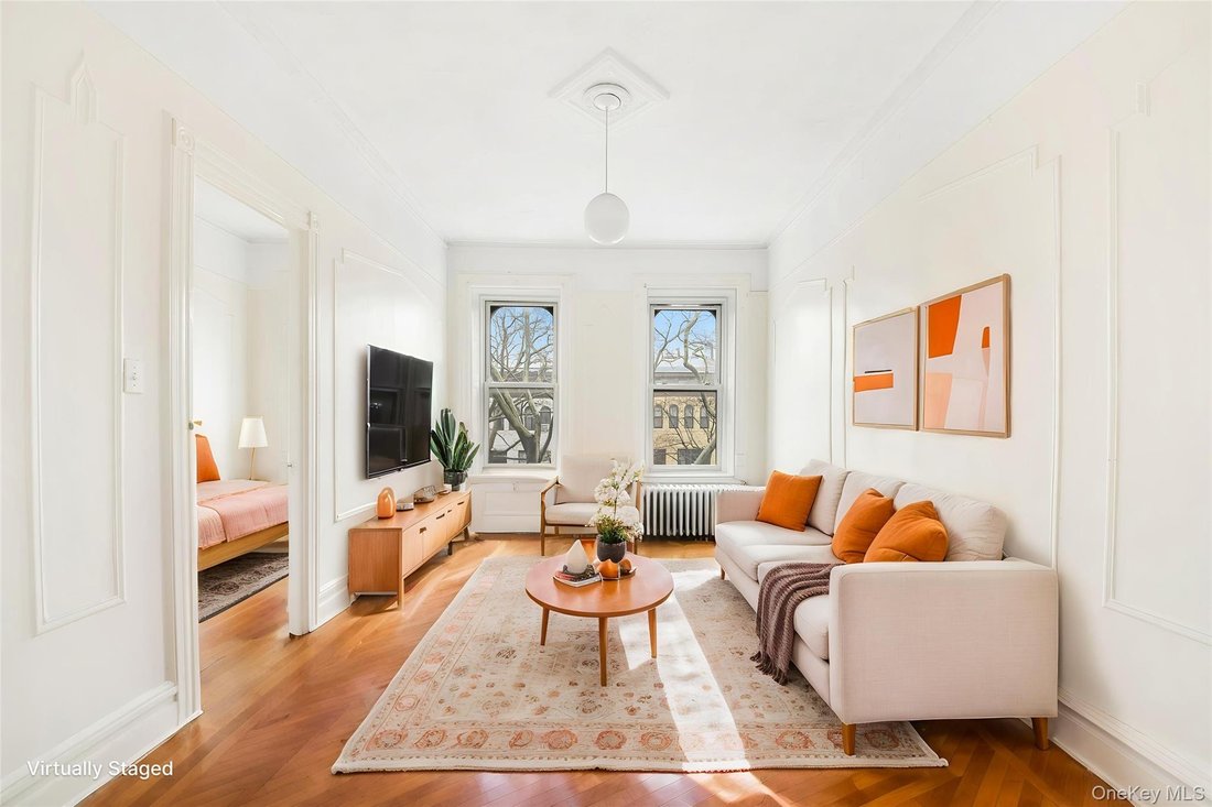 House in New York, New York, United States 2 - 17945677