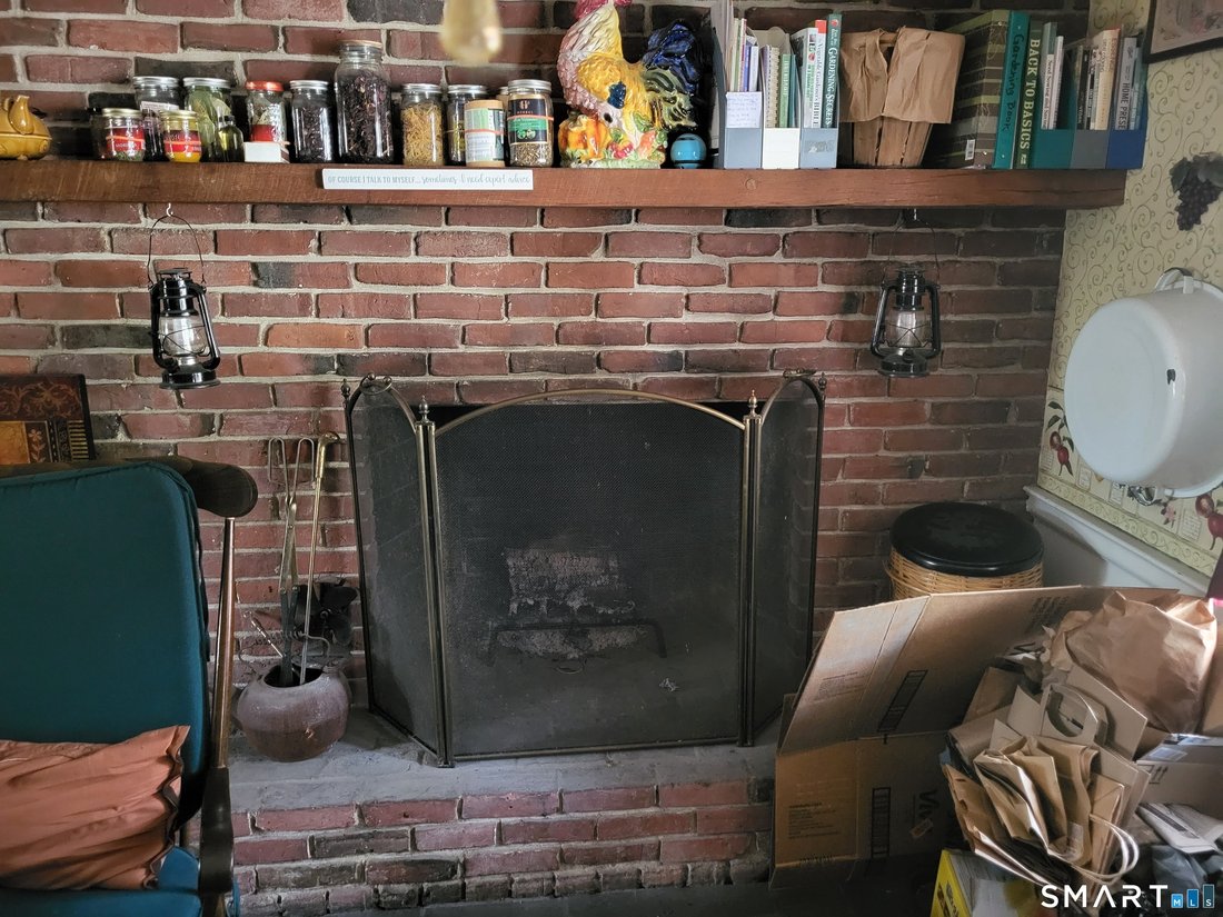 House in Windsor, Connecticut, United States 5 - 17945897