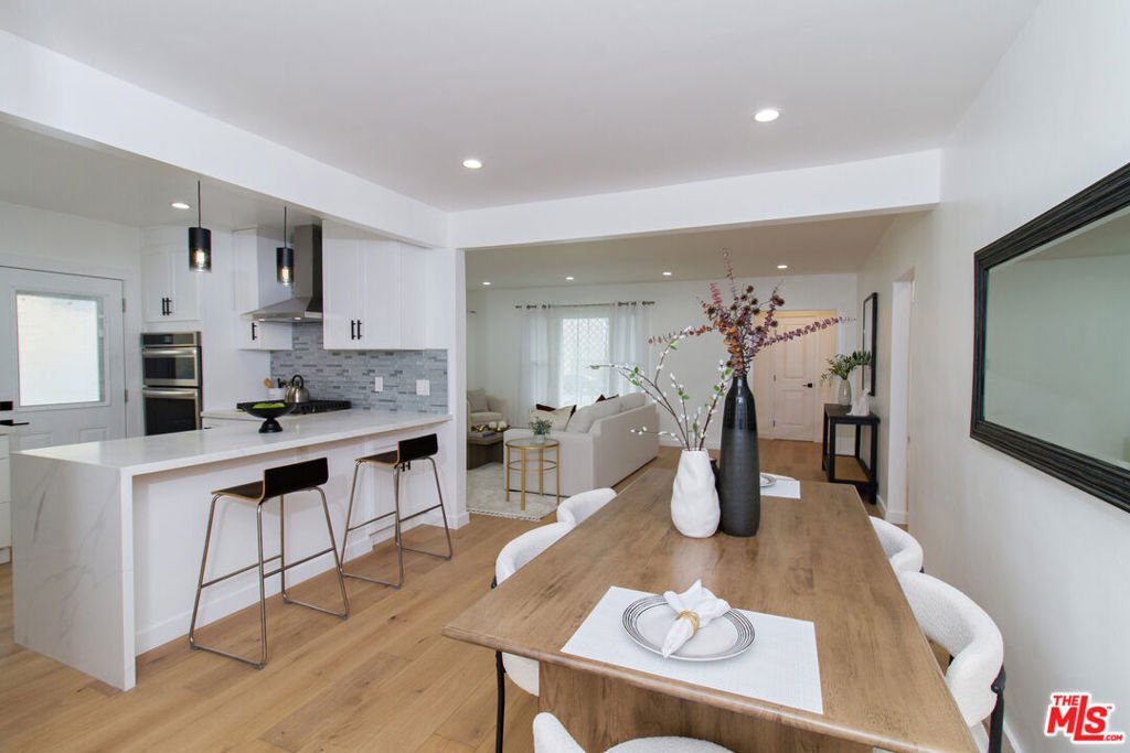 House in Los Angeles, California, United States 4 - 17945606
