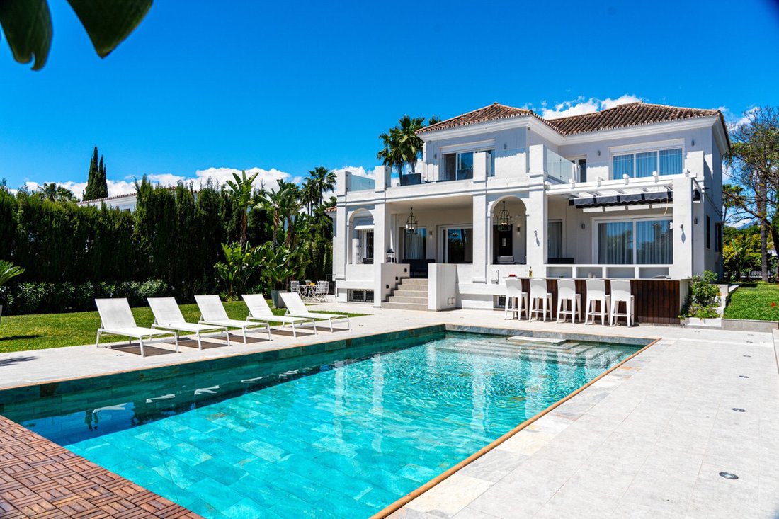 Villa in Nueva Andalucia, Marbella, Spain 1 - 17945819