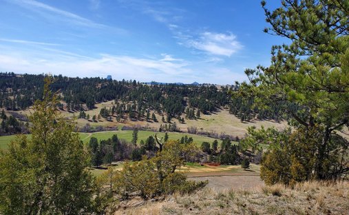 Land in Hulett, Wyoming, United States 1