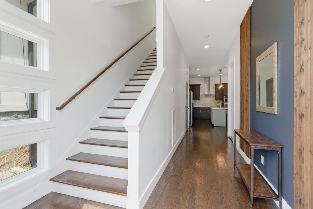 Co Op in Nashville, Tennessee, United States 4 - 17946153