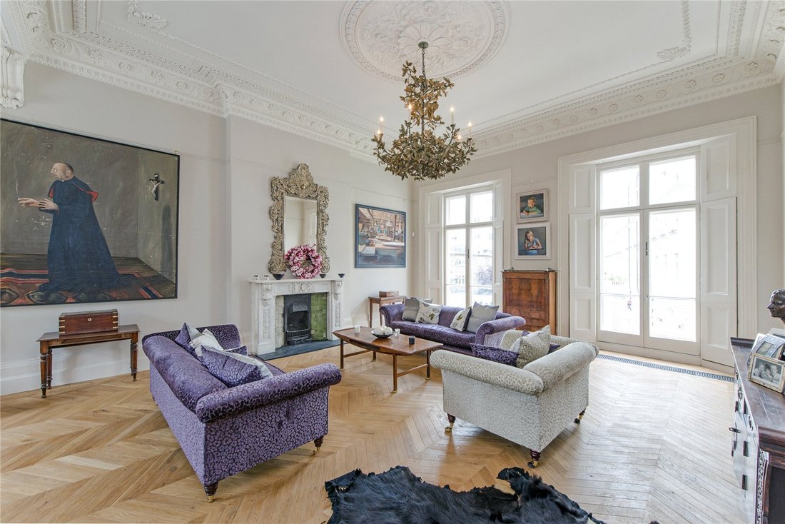 House in Hyde Park, Westminster, England 2 - 17945932