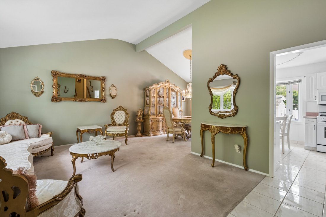 Woodbridge Township, New Jersey, United States 4 - 17945903