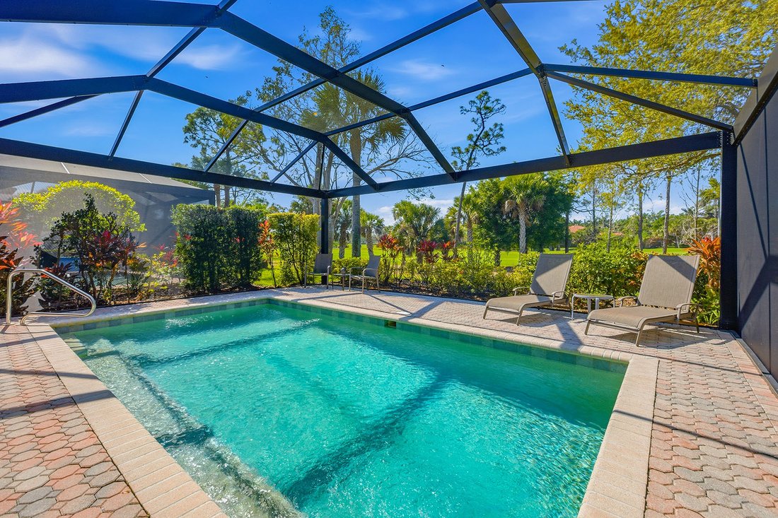 House in Naples, Florida, United States 3 - 17945973