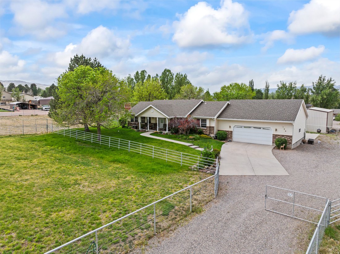 House in Annabella, Utah, United States 1 - 17945662