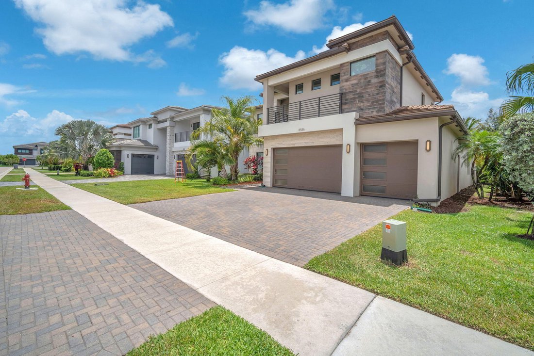 House in Boca Raton, Florida, United States 5 - 17945855