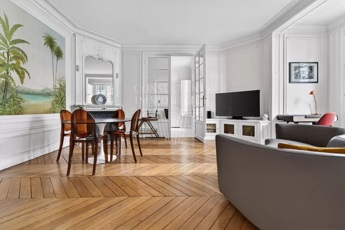 Apartment in Muette Sud, Paris 16e Arrondissement, Paris 2 - 17946048