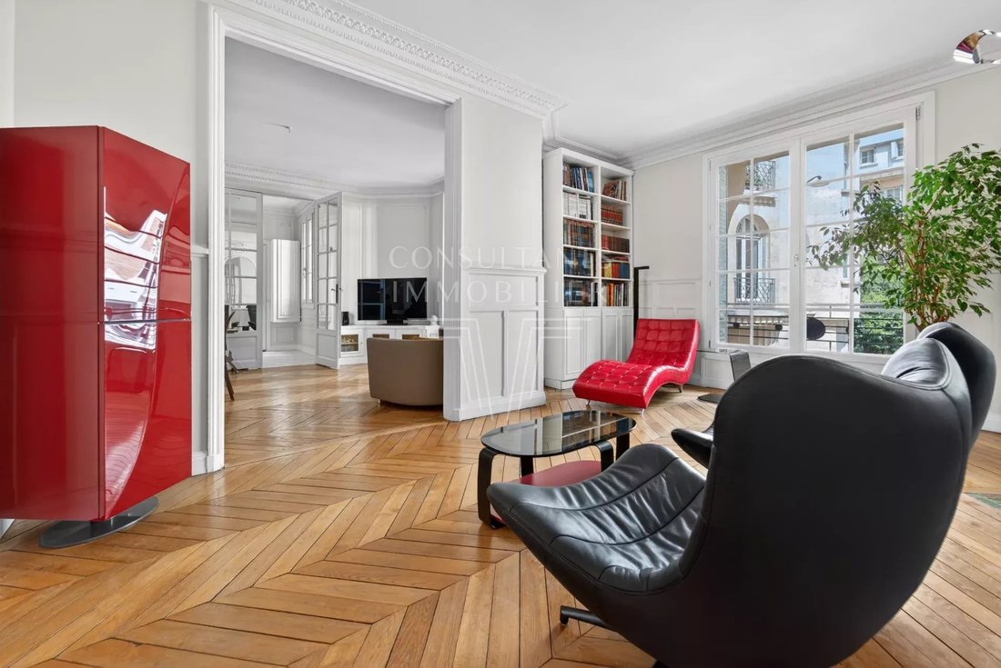 Apartment in Muette Sud, Paris 16e Arrondissement, Paris 4 - 17946048