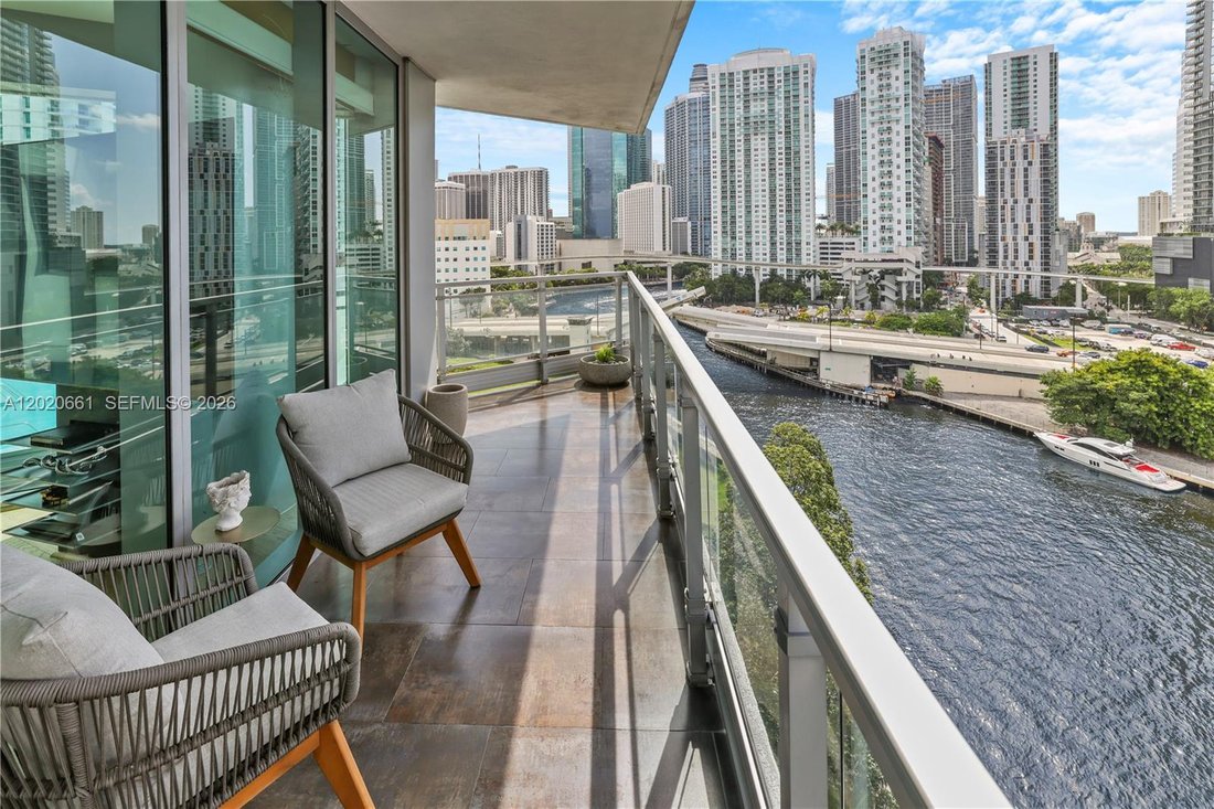 Condo in Miami, Florida, United States 1 - 17945942