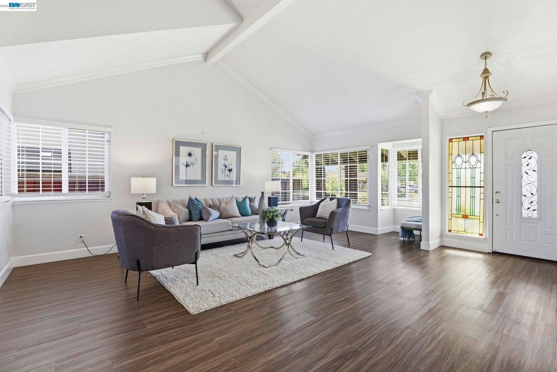 House in Pleasanton, California, United States 4 - 17945752