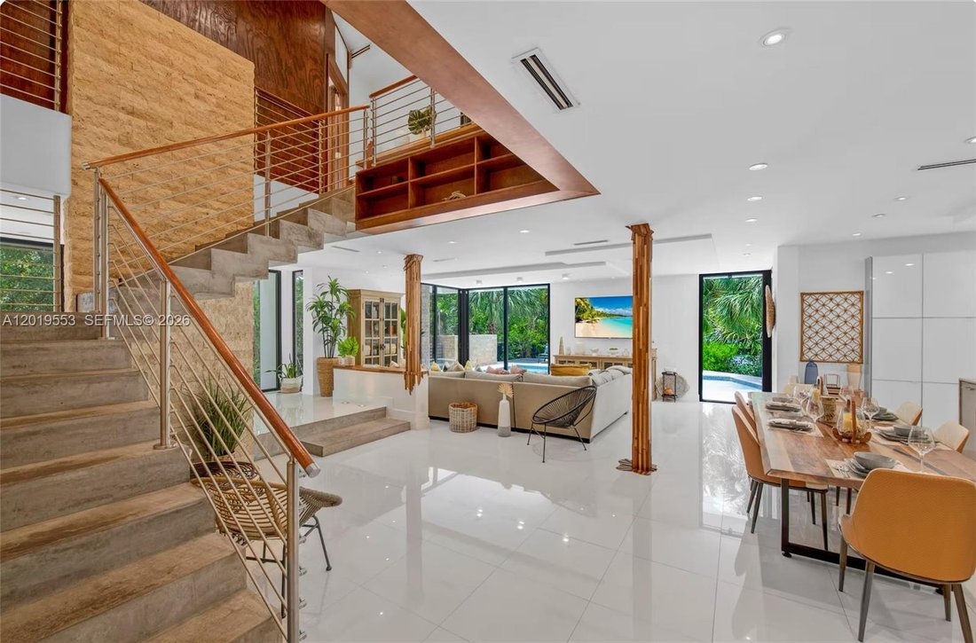 House in Miami, Florida, United States 5 - 17945925