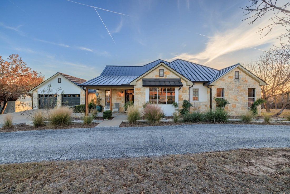 House in Fredericksburg, Texas, United States 3 - 16997929