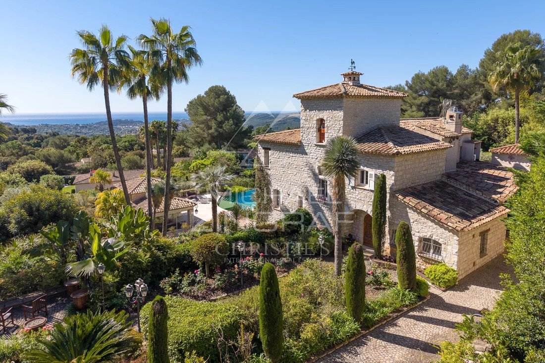 Villa in Centre du Village, La Colle-sur-Loup, France 2 - 17945723