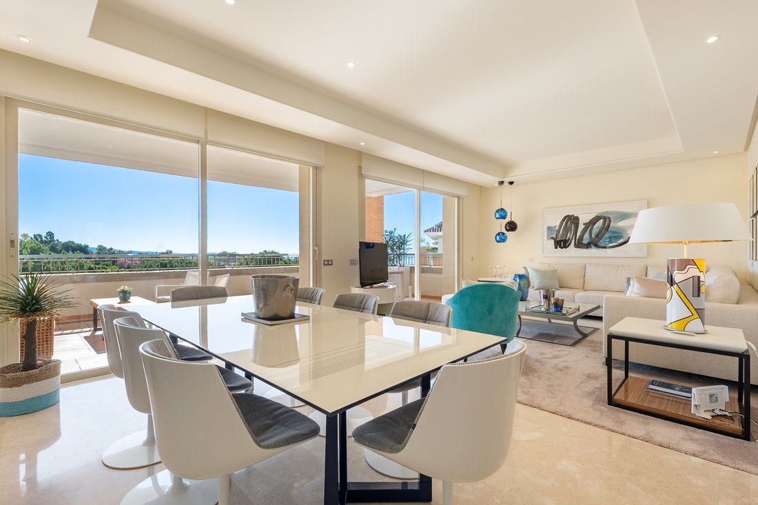 Apartment in Marbella, Andalusia, Spain 2 - 17945976