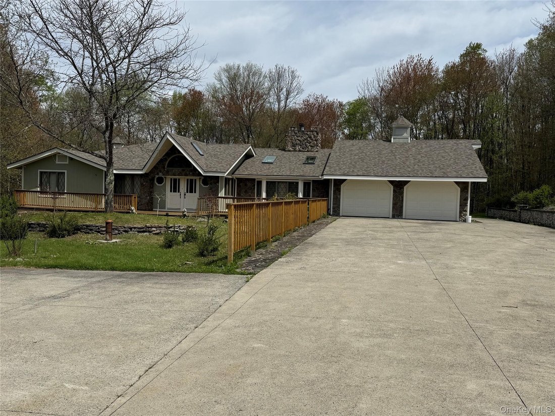 House in Liberty, New York, United States 1 - 17945638
