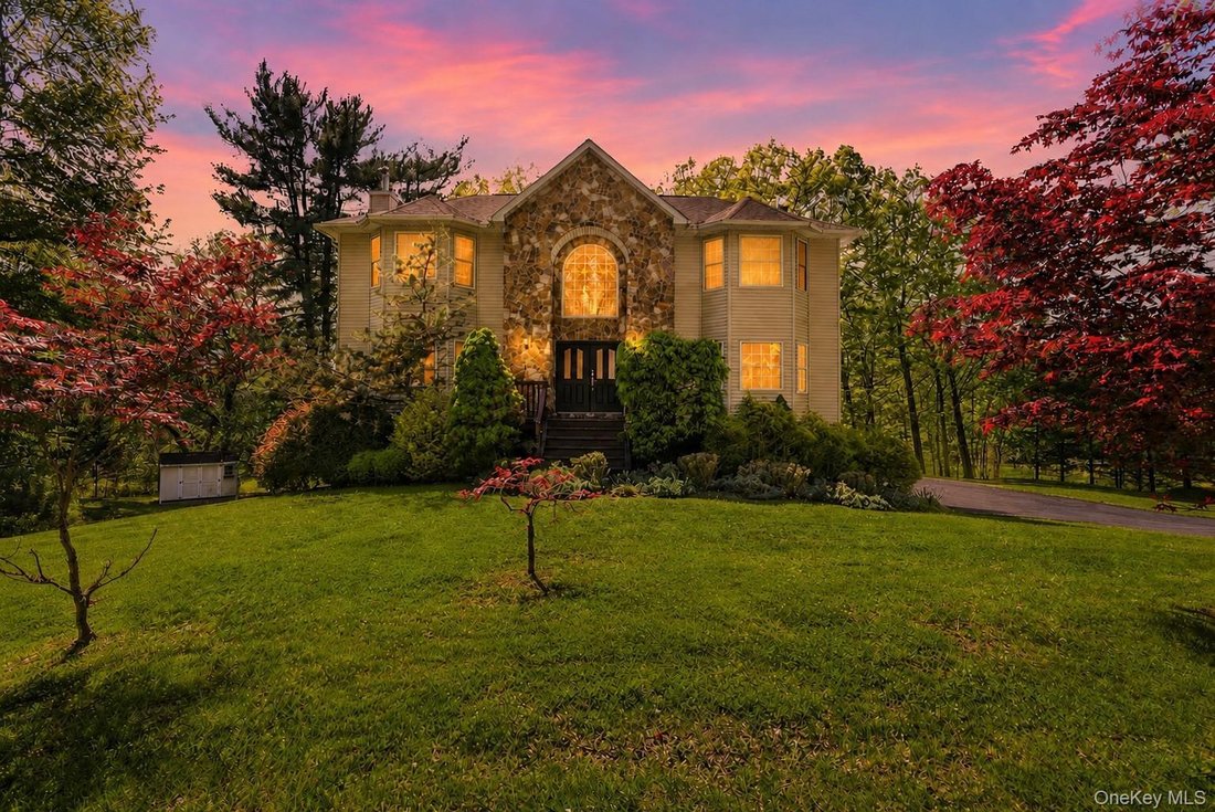House in Spring Valley, New York, United States 1 - 17945655