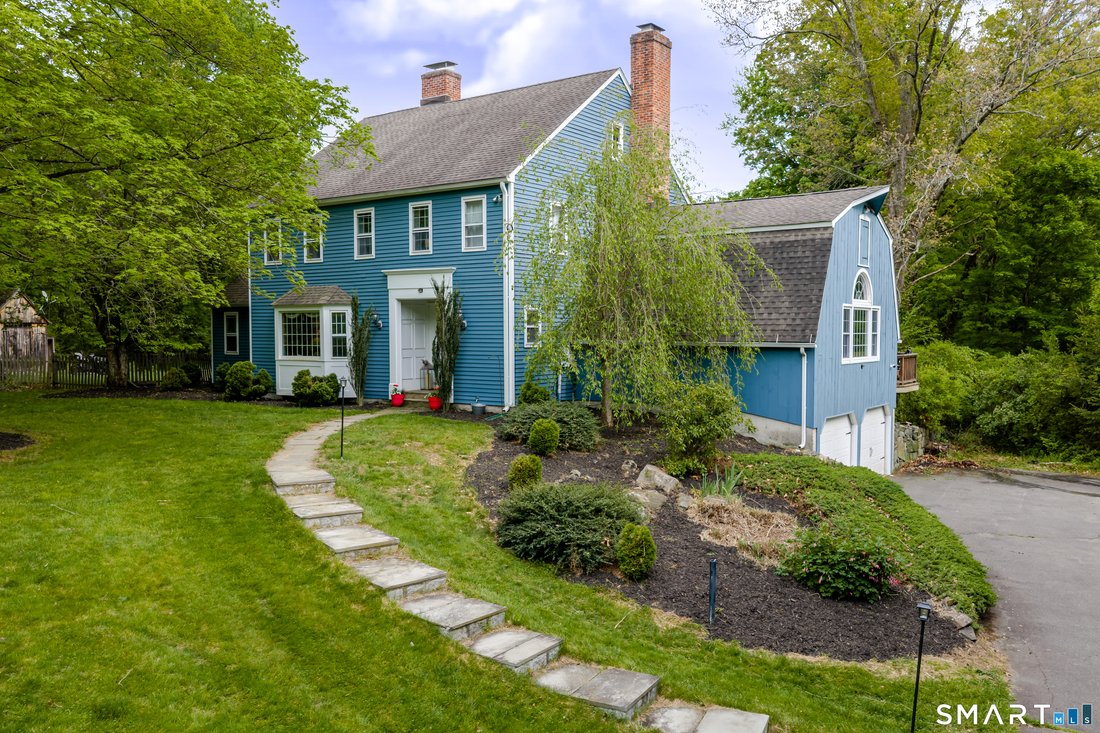 House in Newtown, Connecticut, United States 1 - 17945896