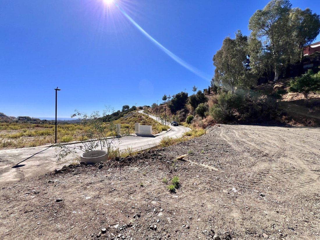 Land in El Madroñal, Benahavis, Spain 3 - 17894174