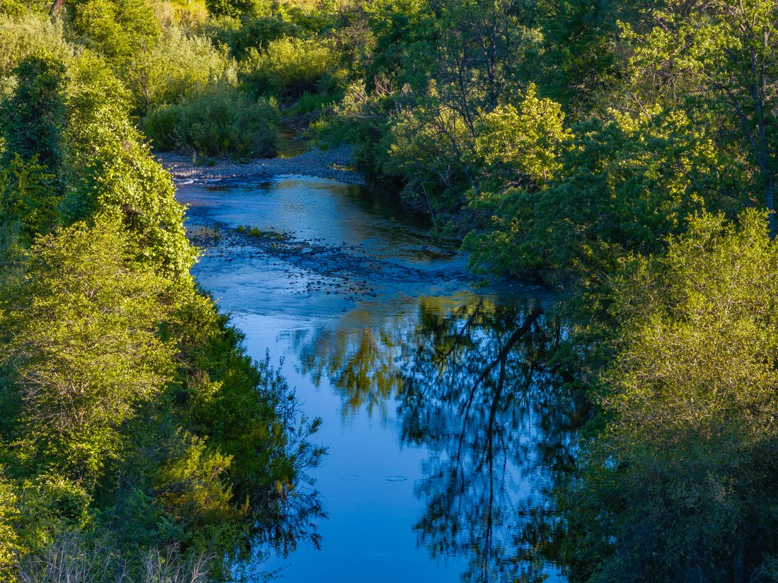 Anderson, California, United States 1 - 17945730
