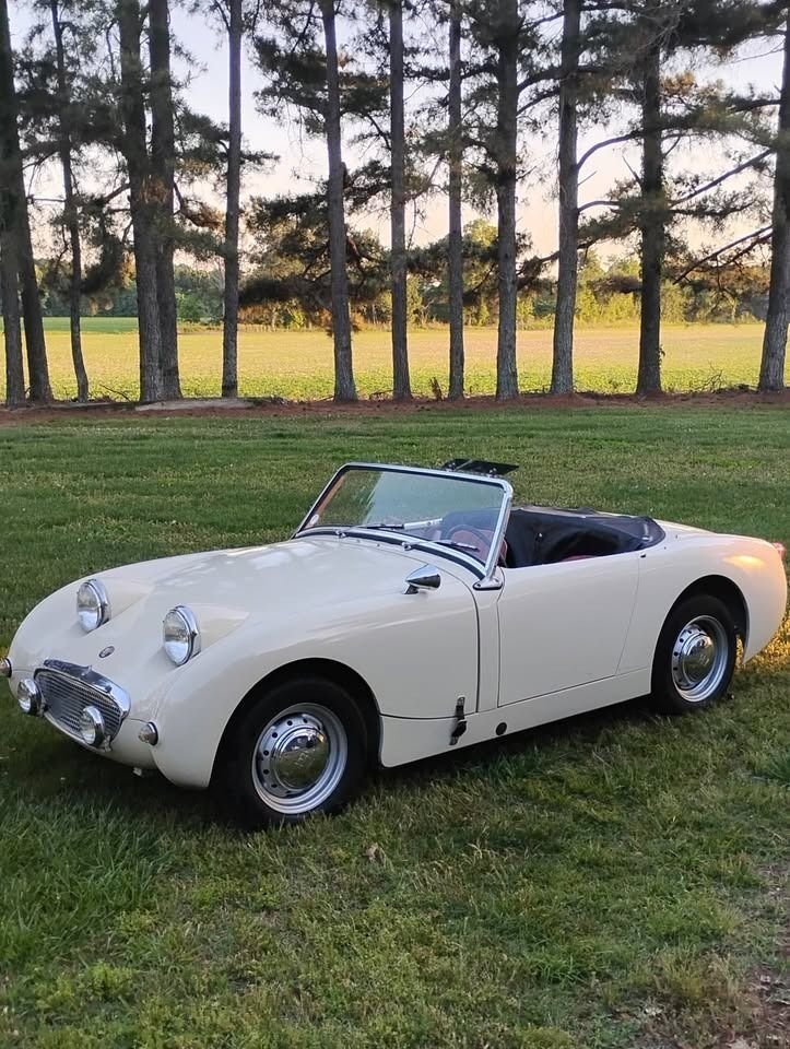 Cabriolet in Glendale, United States 1 - 17945811